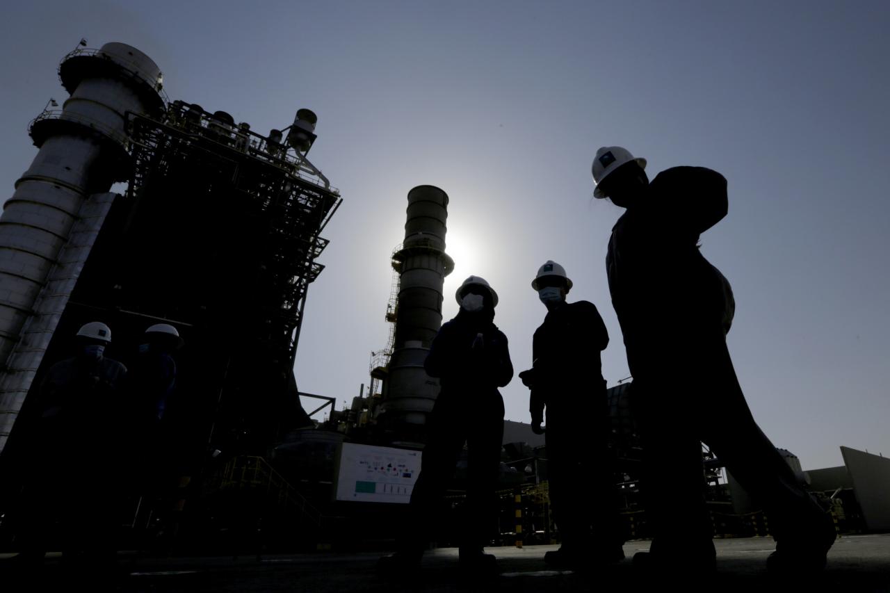 Oil Giant Saudi Aramco's Profits Fell Sharply | Economy | .a Week ...