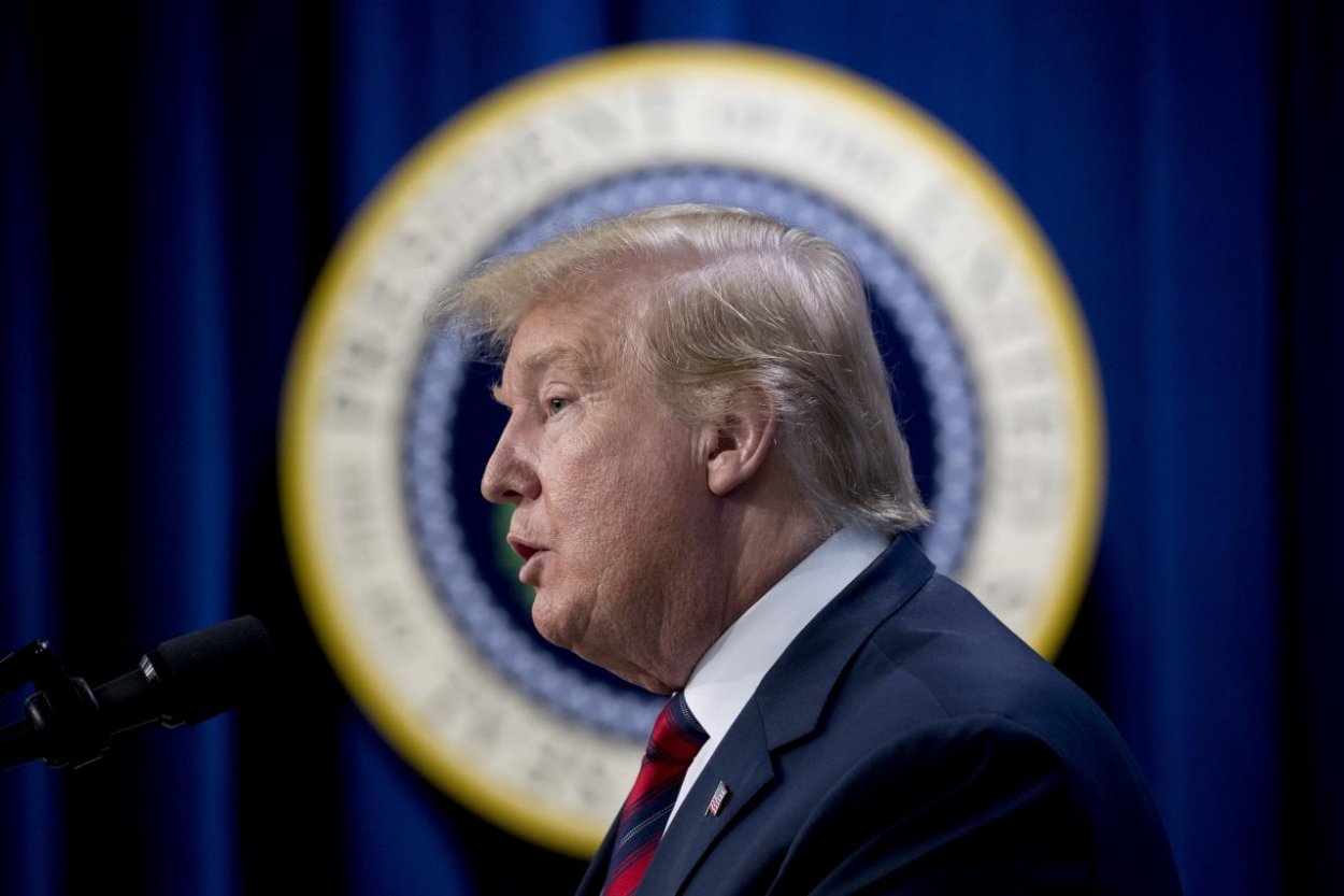 Demokrati vyvíjajú na Trumpa tlak v súvislosti s Muellerovou správou
