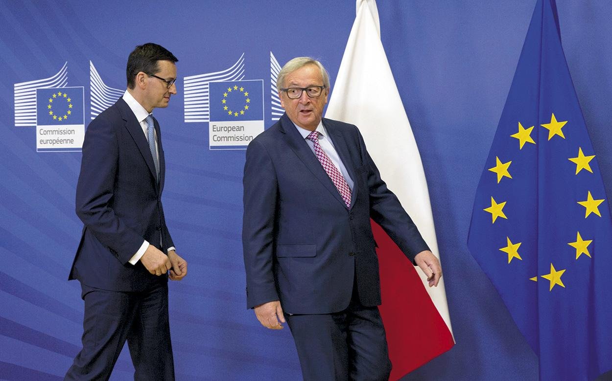 Komu v Poľsku pomôžu hrozby z Bruselu?