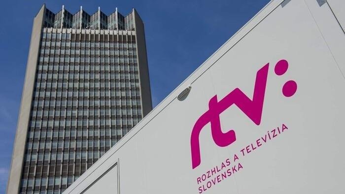 Vláda schválila zákon o Slovenskej televízii a rozhlase