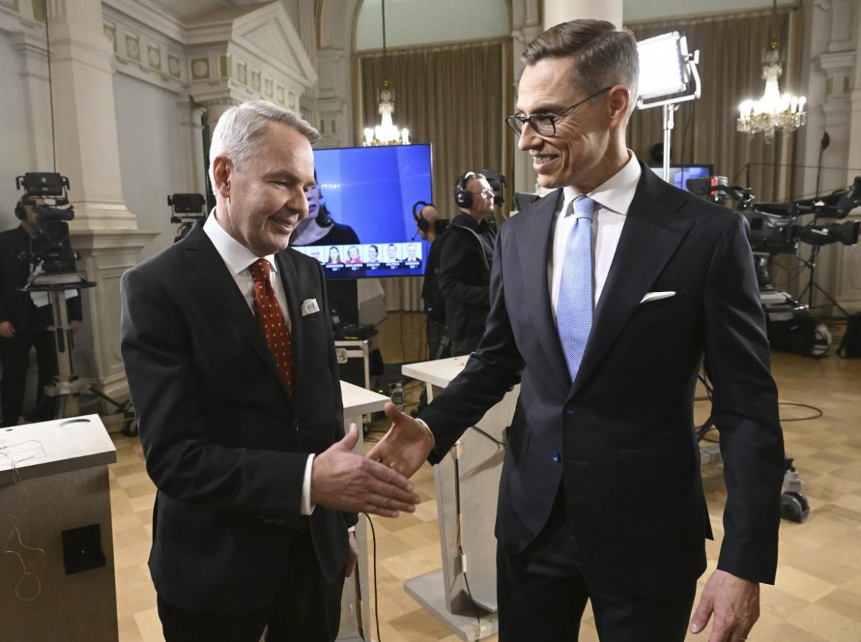 Do druhého kola prezidentských volieb vo Fínsku postúpili Stubb a Haavisto