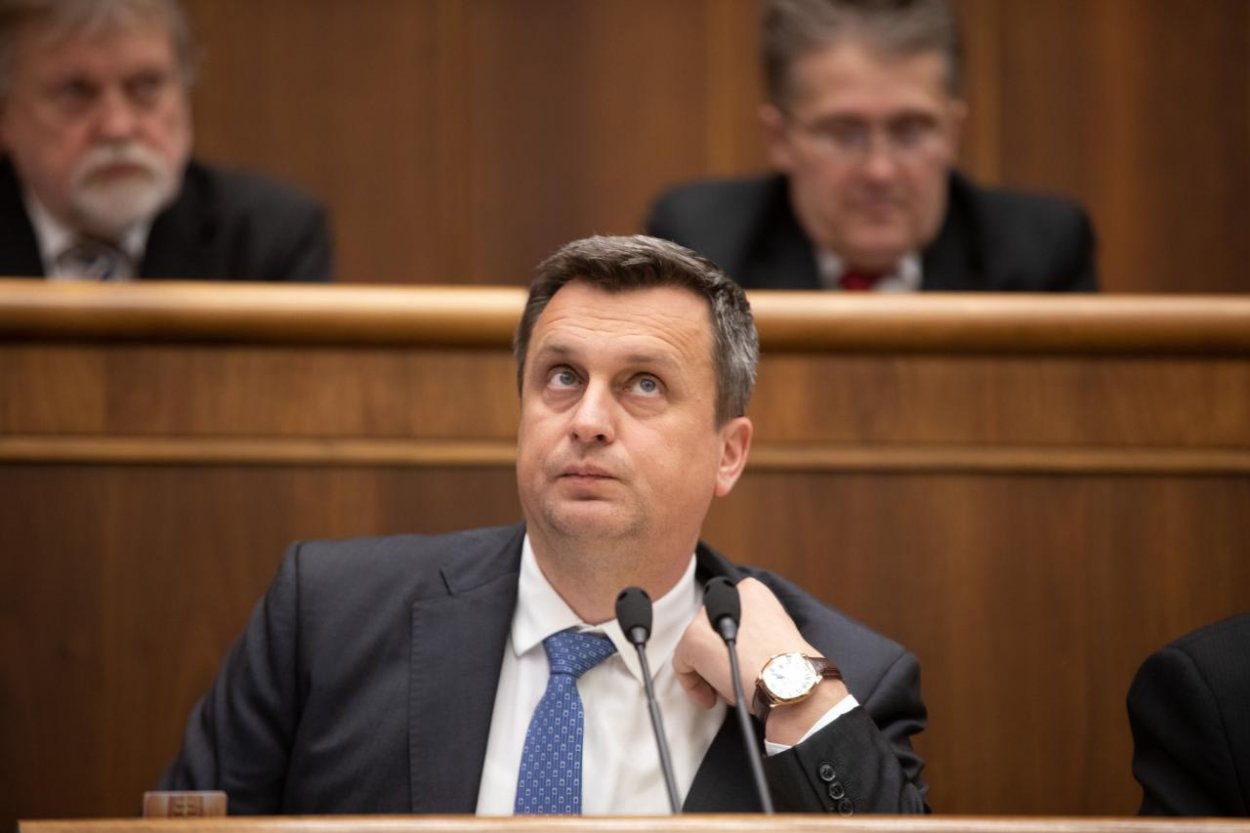 Andrej Danko: SNS sa prikláňa k verejnej voľbe ústavných sudcov