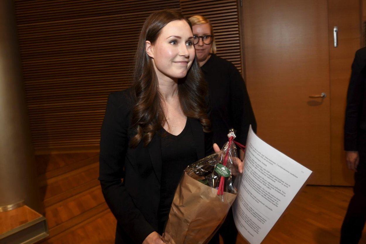 Fínsko zrejme bude mať najmladšiu premiérku, 34-ročnú Sannu Marinovú