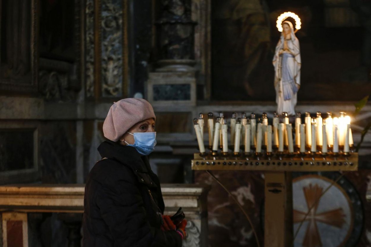 V Taliansku budú opäť povolené omše, krsty, svadby aj pohreby