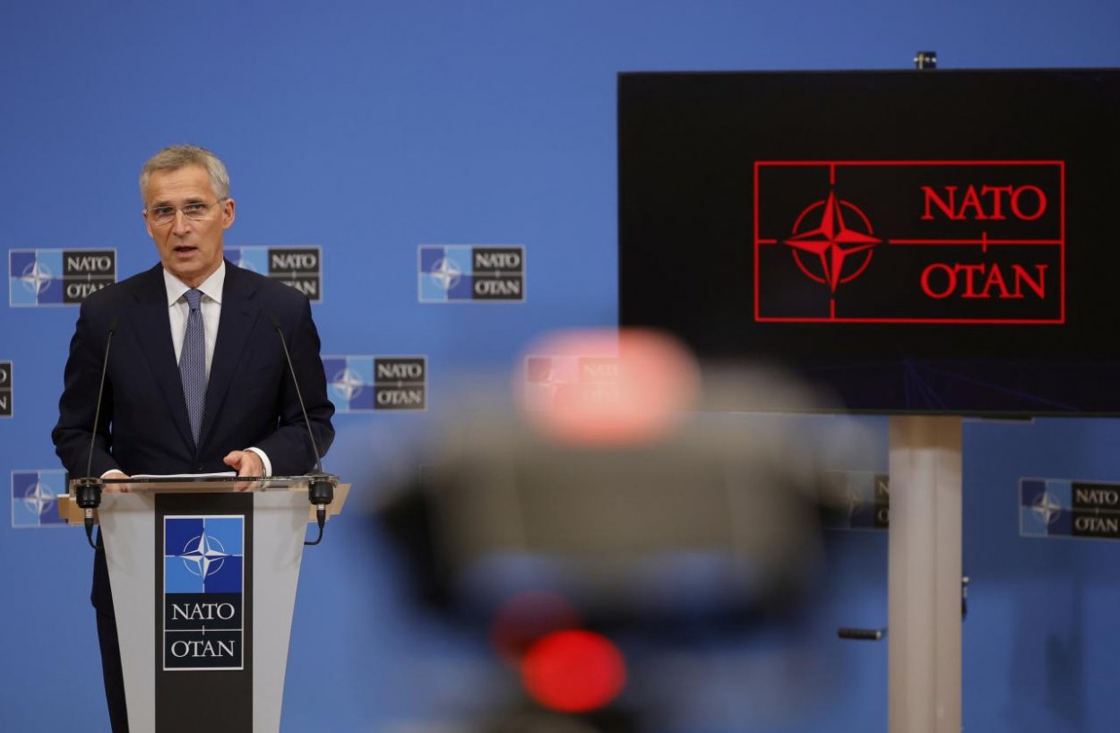 Stoltenberg zvolal samit lídrov NATO, povedie ho prezident Biden