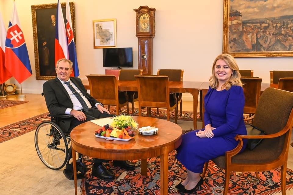 Miloš Zeman privítal na Pražskom hrade prezidentku Zuzanu Čaputovú
