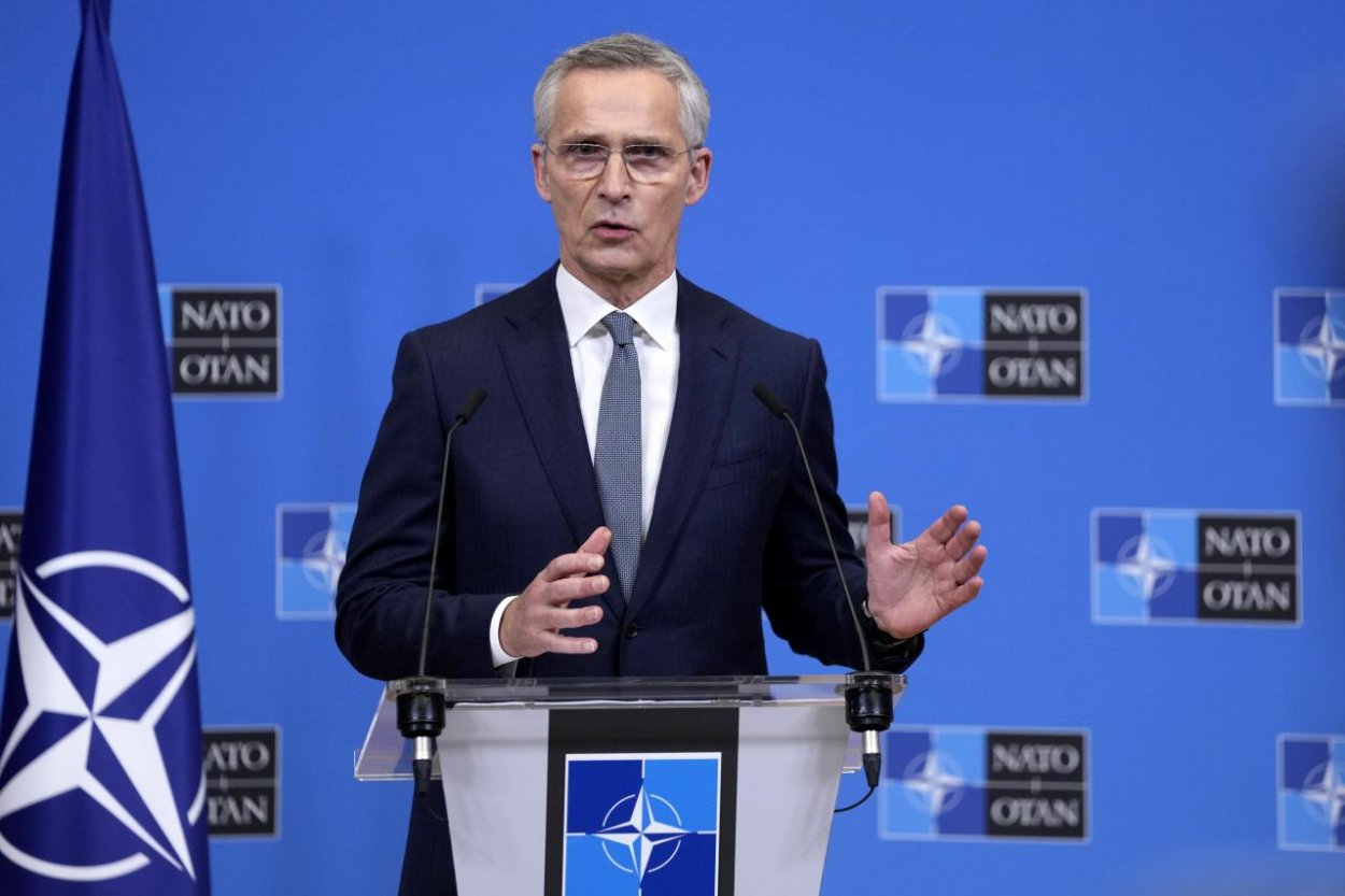 Jedenásť krajín vrátane Slovenska splnilo dvojpercentný výdavkový cieľ NATO – čo to znamená podľa redakcie .týždňa