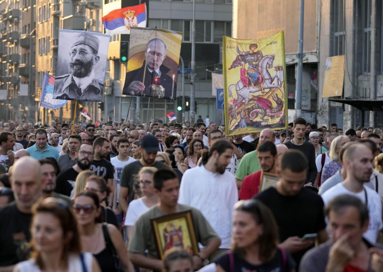 Srbská pravoslávna cirkev podporila zákaz podujatia LGBTI EuroPride. Organizátori ďalej rokujú s vládou