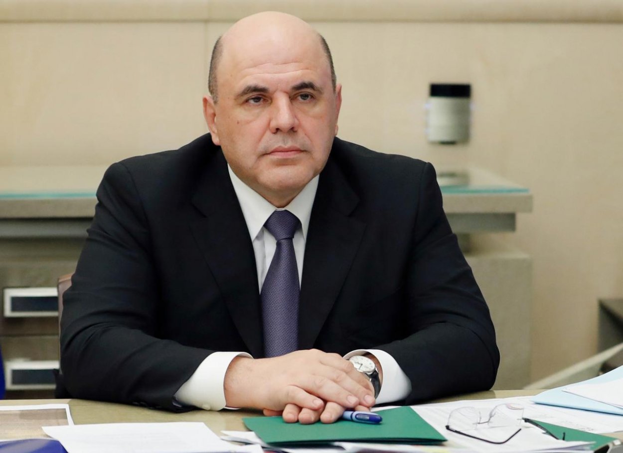 Ruský premiér Mišustin sa vyliečil z nákazy koronavírusom, už je späť v práci