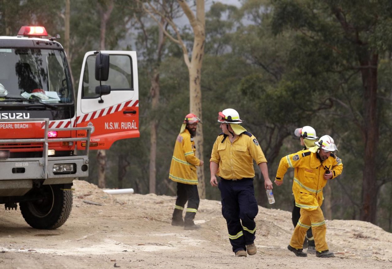 Austrália mobilizuje 3000 armádnych záložníkov, pomôžu v boji s požiarmi
