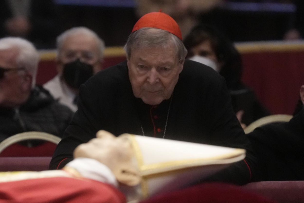 Vo veku 81 rokov zomrel kontroverzný kardinál Pell