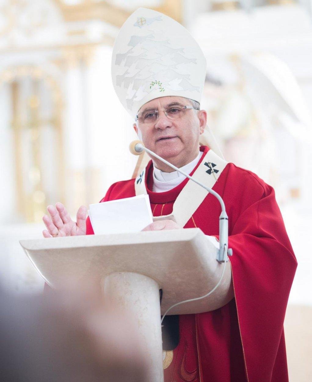 Arcibiskup Bernard Bober: Holokaust sa týka aj cirkvi