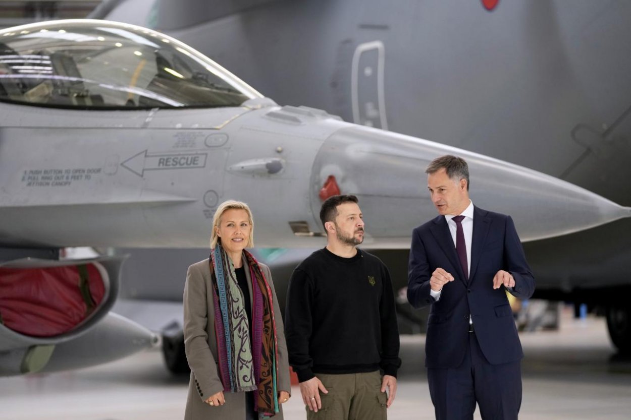 Ukrajina ONLINE: Syrskyj: Rusko chce postúpiť čo najviac, kým prídu F-16