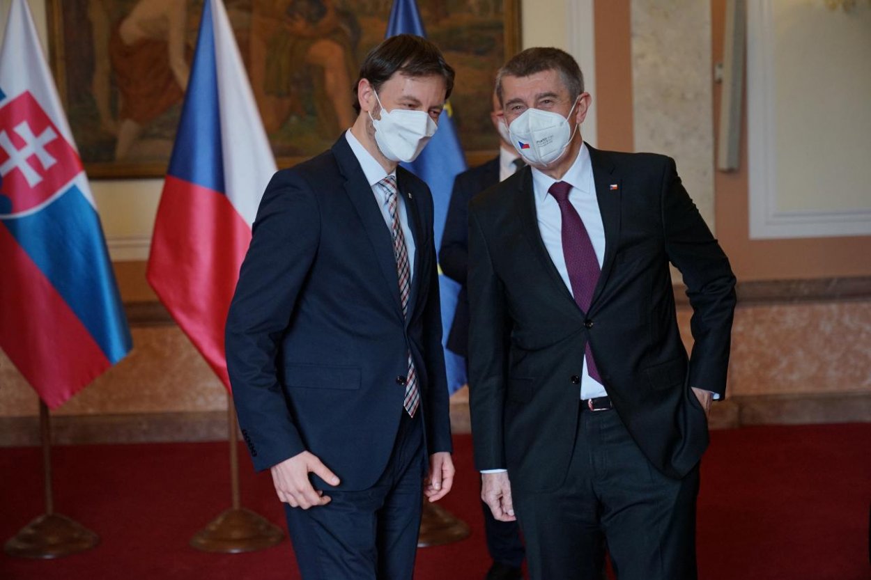 Premiéri krajín V4 vyjadrili solidaritu s Českom, hovoria o akte agresie Ruska