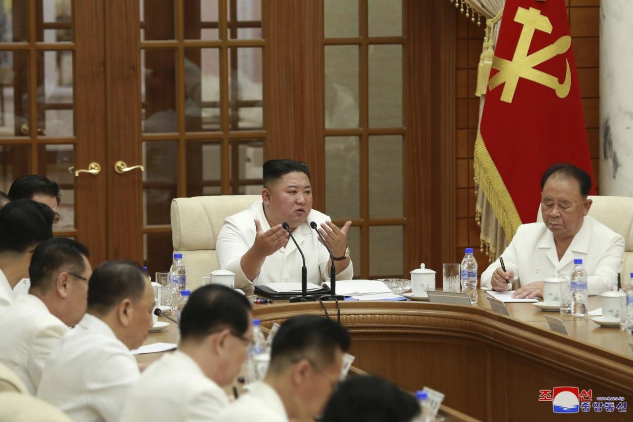 Severokórejský vodca Kim Čong-un žiadal pripravenosť na tajfún a koronavírus