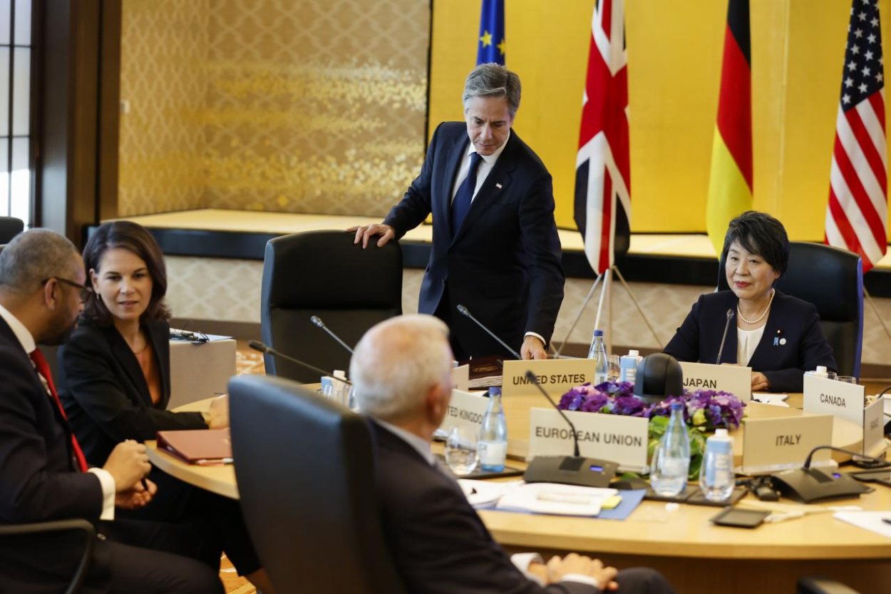 Ministri G7 budú naďalej podporovať Ukrajinu napriek napätiu na Blízkom východe