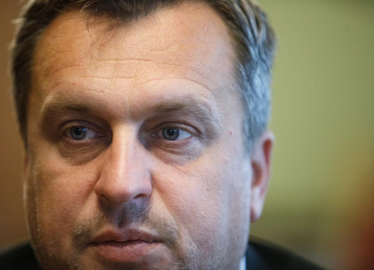 Český minister Hamáček pôjde do Ruska rokovať o Sputniku V, na cestu prizval aj Danka
