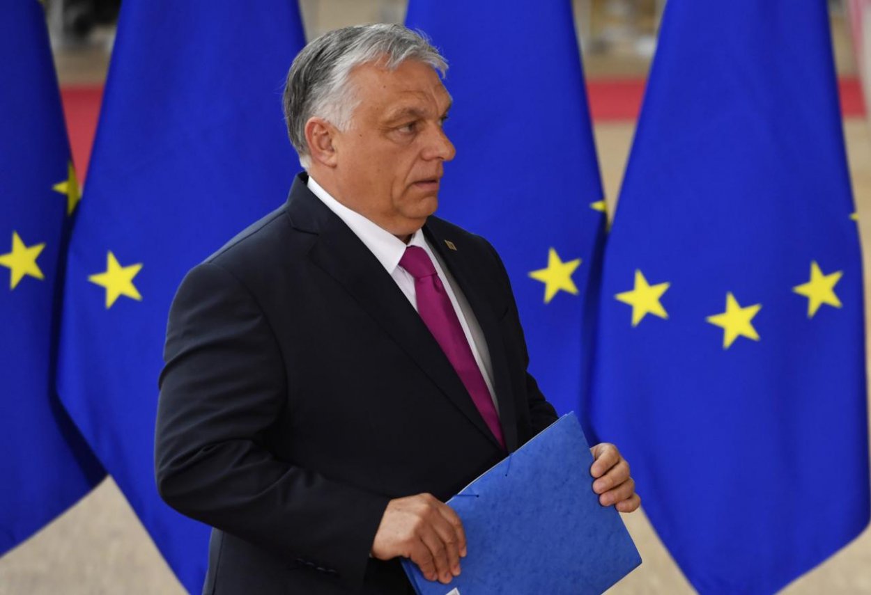 Orbán ubezpečil Zelenského, že Maďarsko podporí kandidatúru Ukrajiny do EÚ