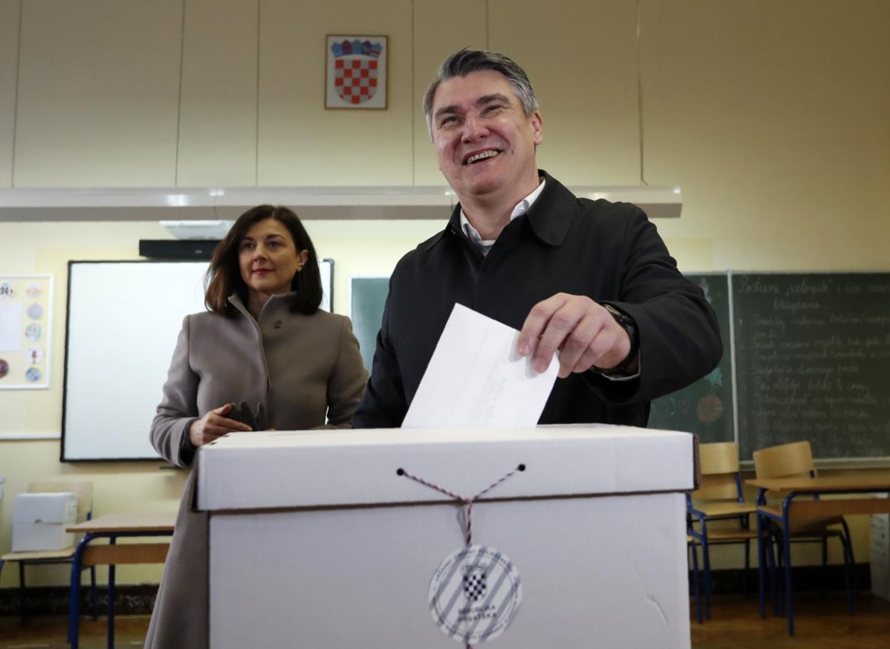 Budúcim prezidentom Chorvátska bude podľa odhadov Zoran Milanović