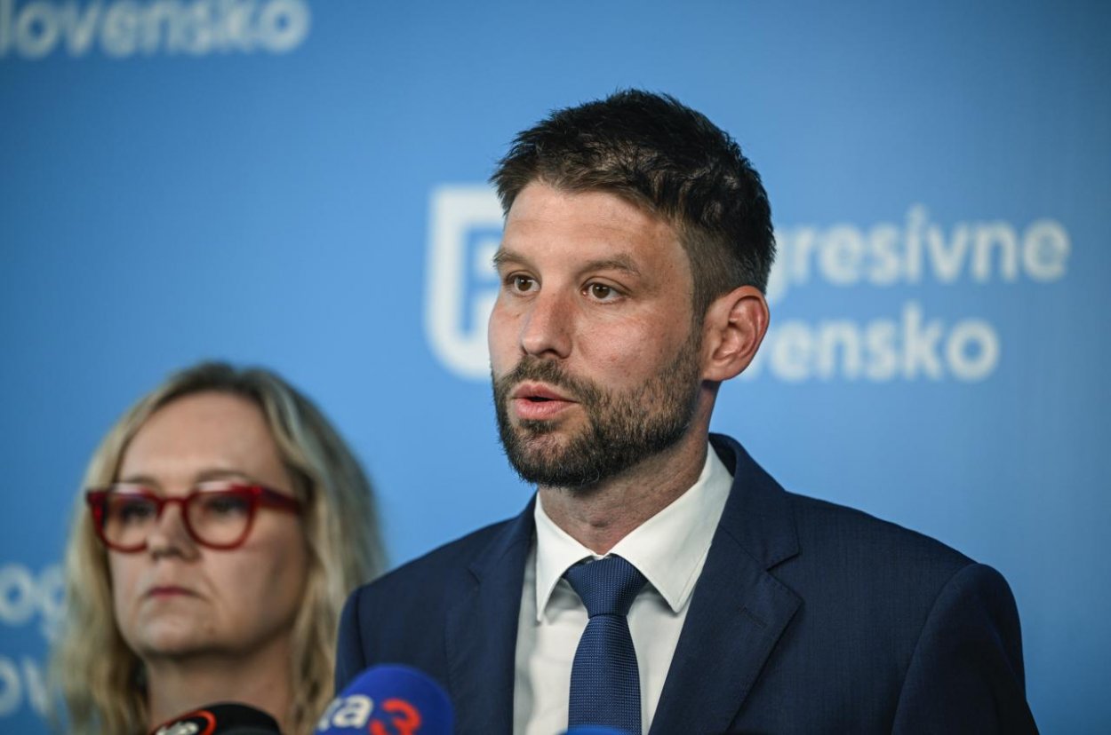 Šimečka: Premiér útokmi na mňa odvádza pozornosť od skutočných problémov