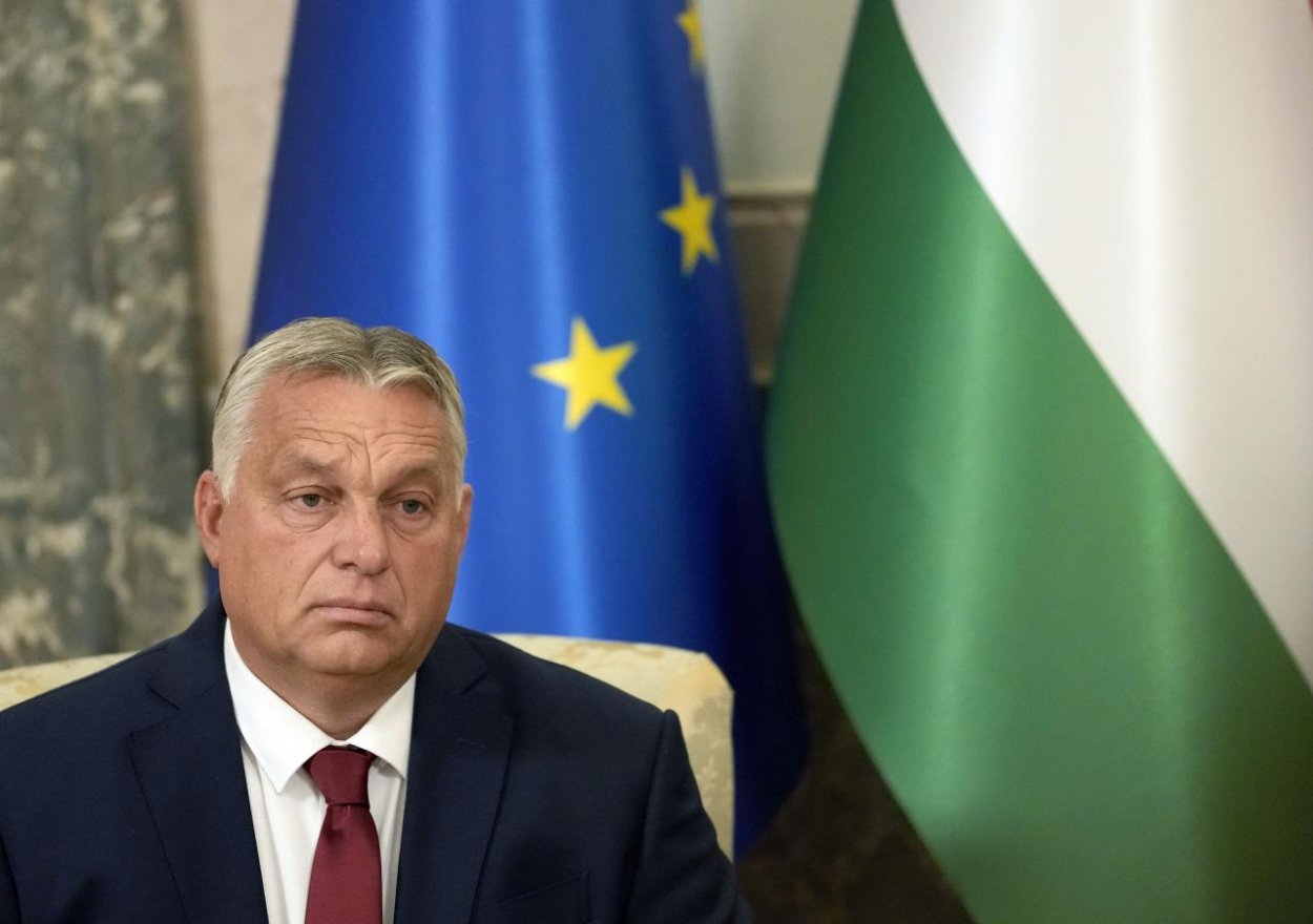 Návrh o odňatí 7,5 miliardy eur z eurofondov Maďarsku nie je možné vetovať, tvrdí premiér Heger