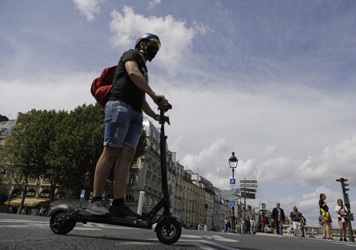 Vo Francúzsku už má používanie elektrických kolobežiek pravidlá