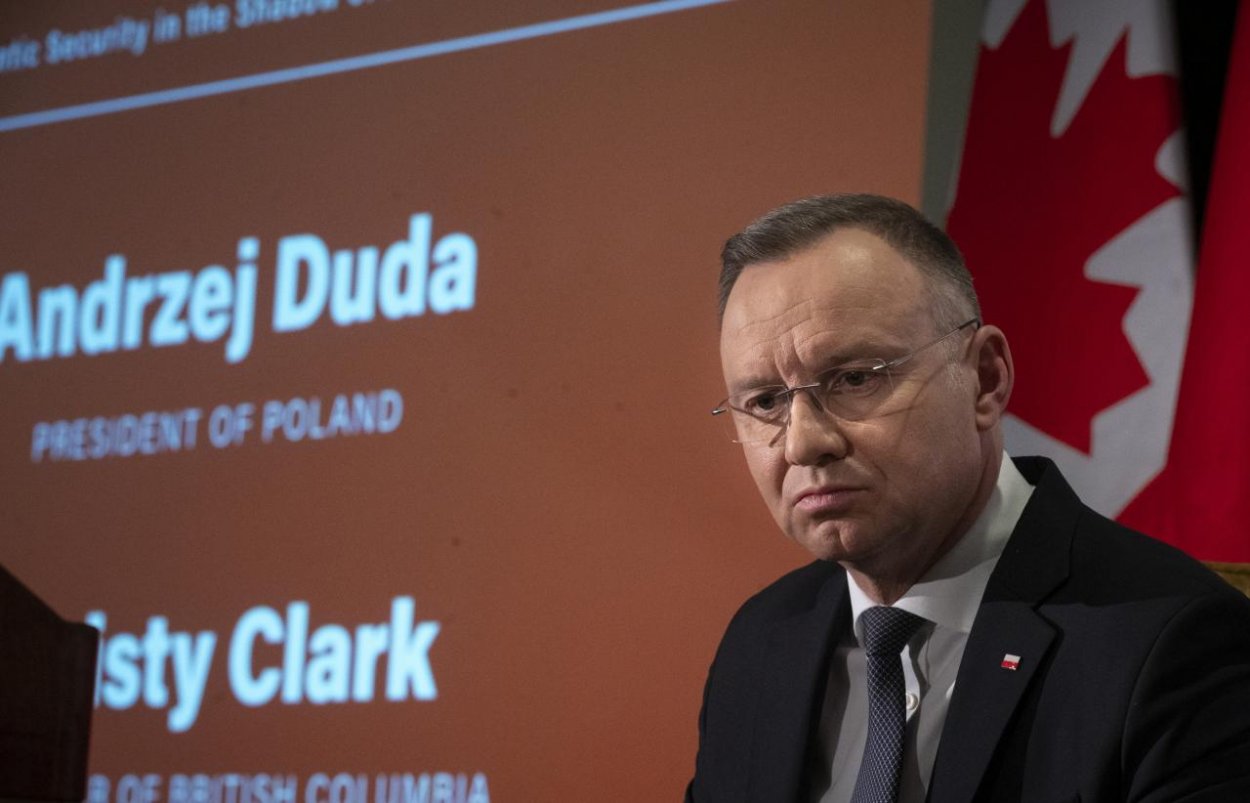 Duda: Poľsko je pripravené pridať sa ku schéme NATO na zdieľanie jadrových zbraní