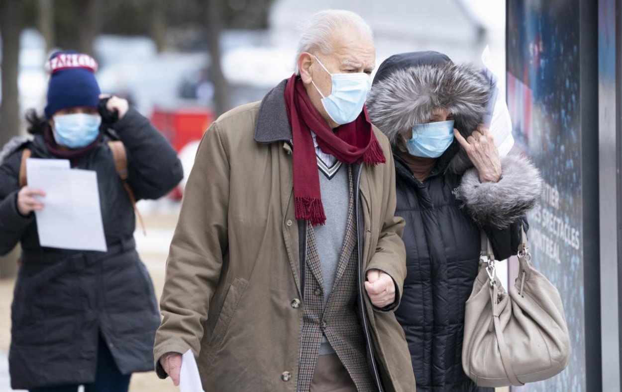 Seniori sú v čase pandémie ešte viac osamelí. Ľudia sa mobilizujú, aby im pomohli