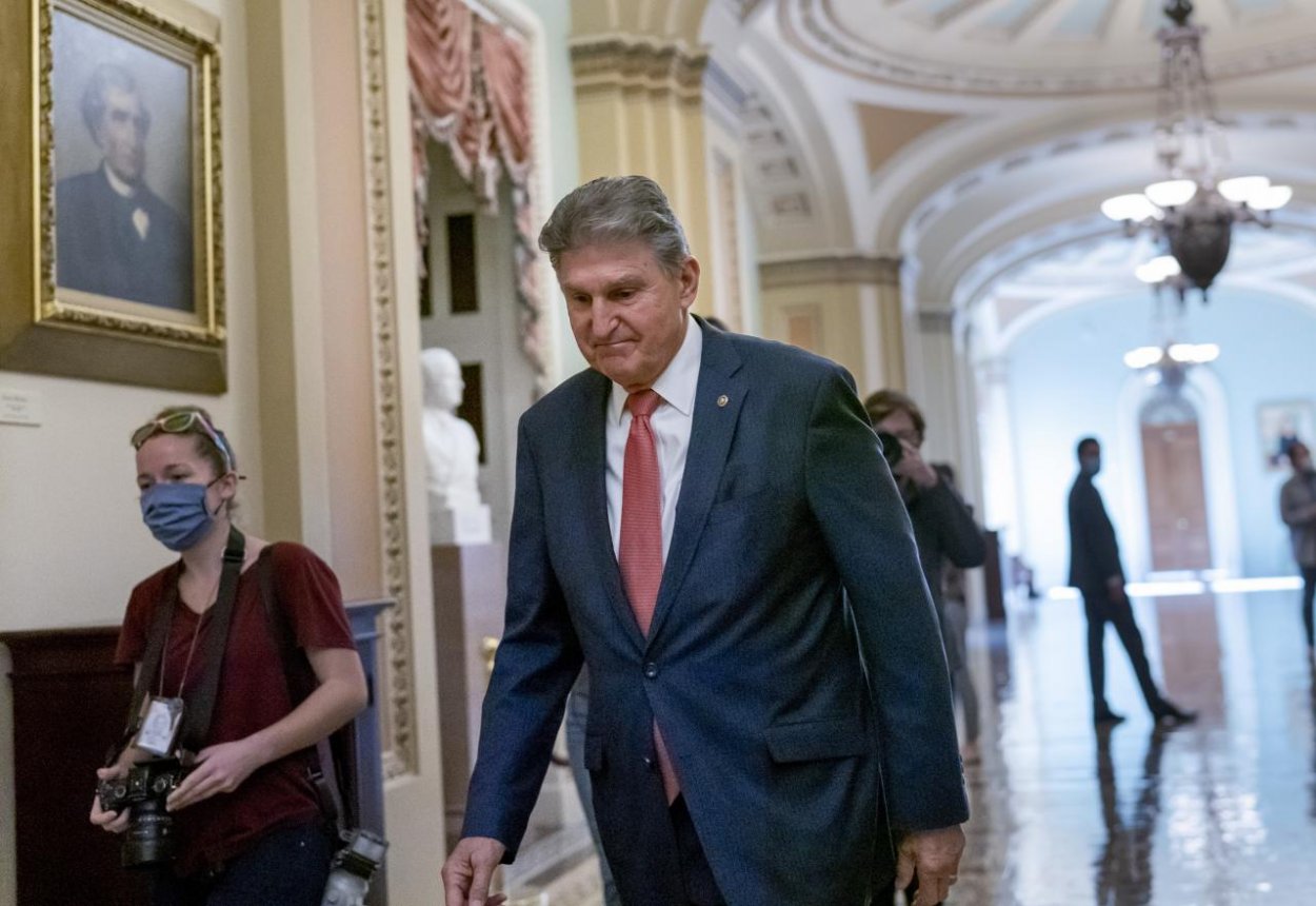 Senátor Joe Manchin zvažuje kandidatúru na prezidenta USA