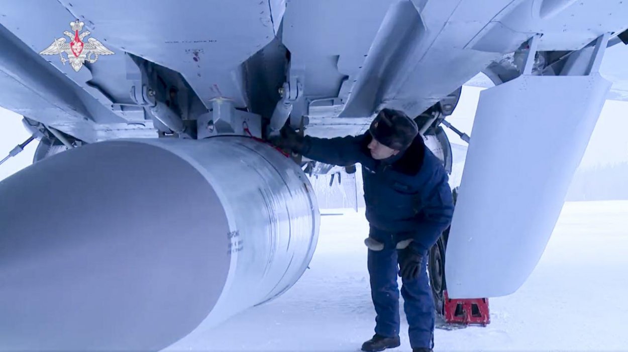 Británia: Rusko v decembri vypálilo na Ukrajinu hypersonickú raketu Kinžal