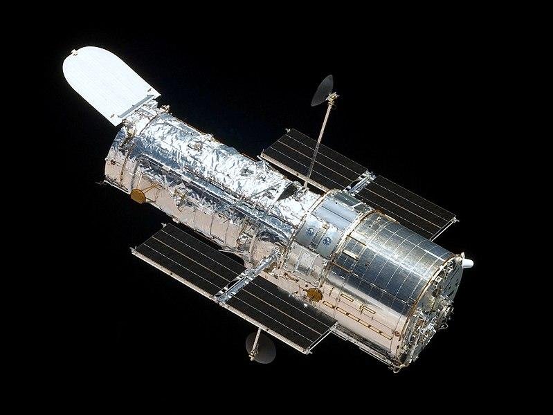 NASA a SpaceX chcú predĺžiť životnosť Hubbleovho teleskopu