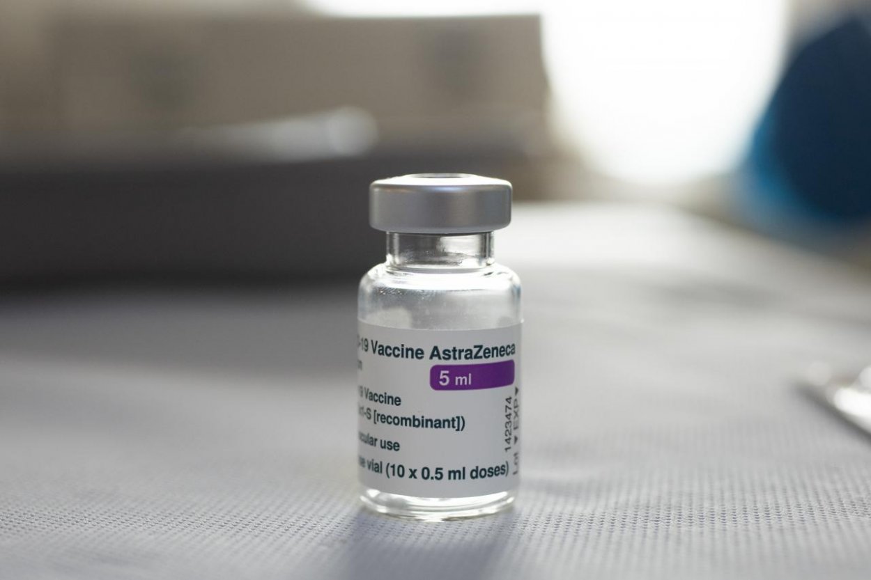 Slovensko pozastavuje očkovanie vakcínou AstraZeneca. Ministerstvo zdravotníctva zvažuje viaceré alternatívy