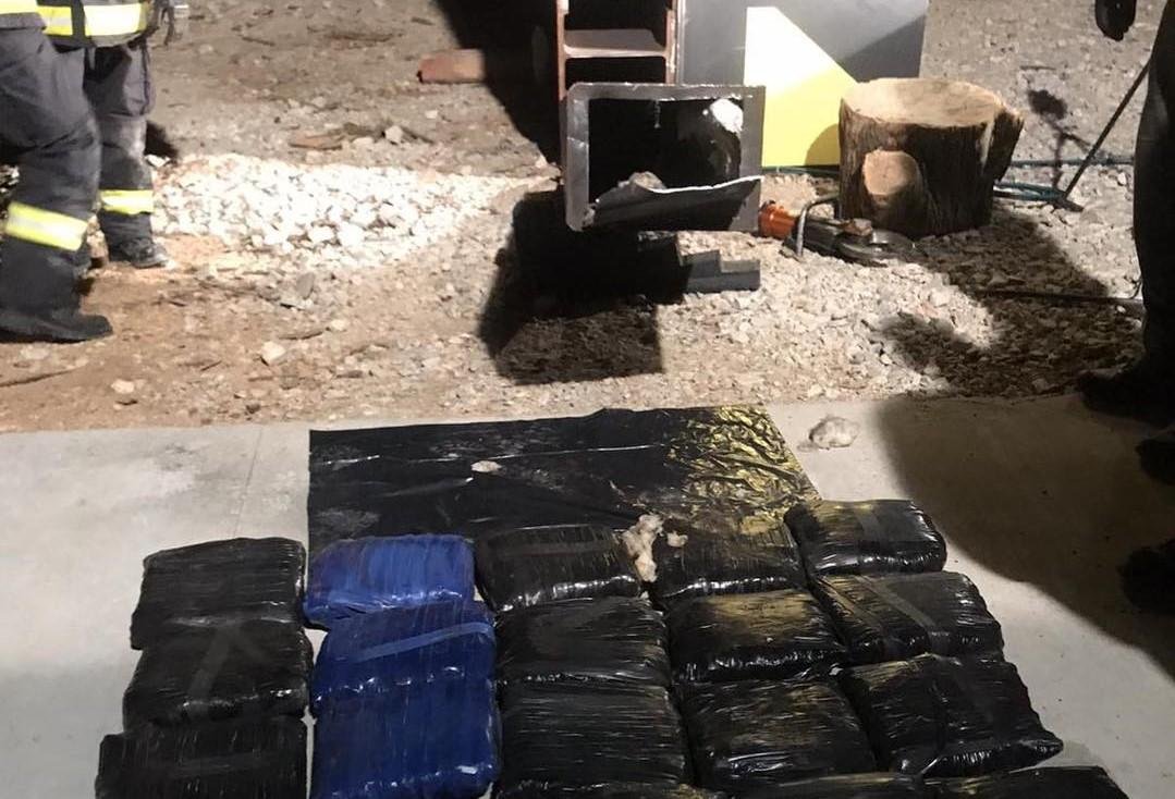 Nitrianski colníci odhalili zásielku 1,5 ton pervitínu z Mexika