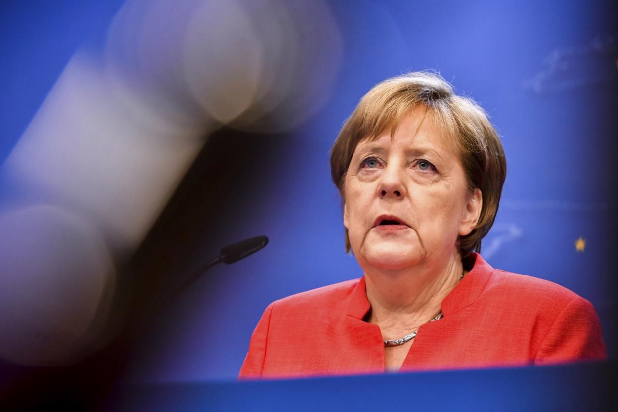 Merkelovej imigračnú politiku podporilo na samite najmenej 14 štátov