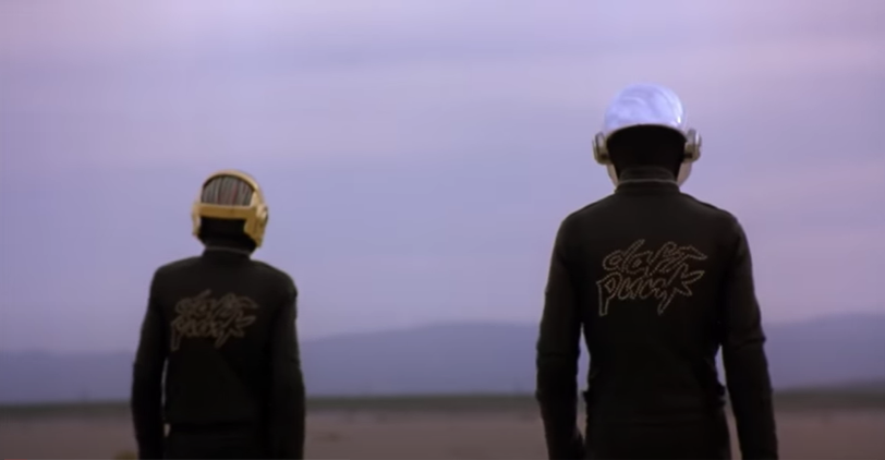 Francúzske elektro-popové duo Daft Punk sa rozpadlo. Rozlúčili sa videom s názvom Epilogue