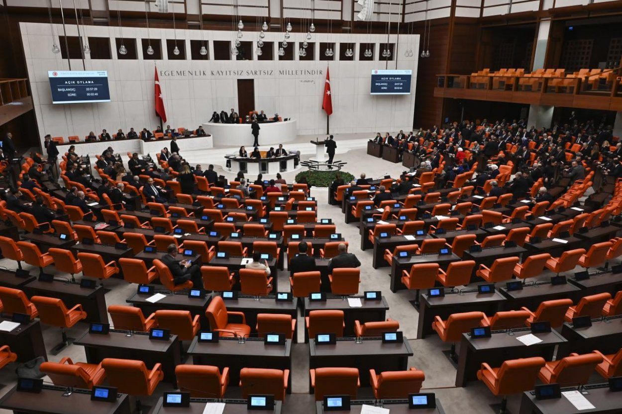 Turecký parlament ratifikoval vstup Švédska do NATO