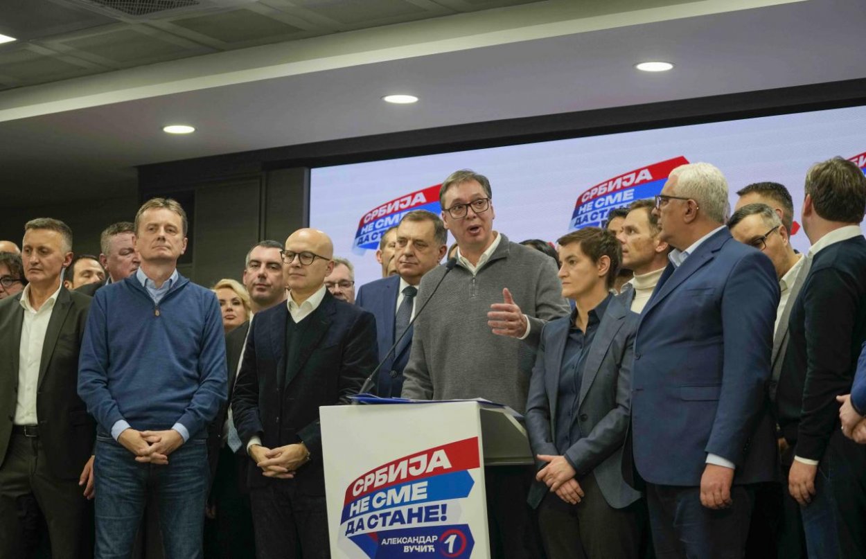 Vládnuci populisti deklarovali víťazstvo v srbských voľbách