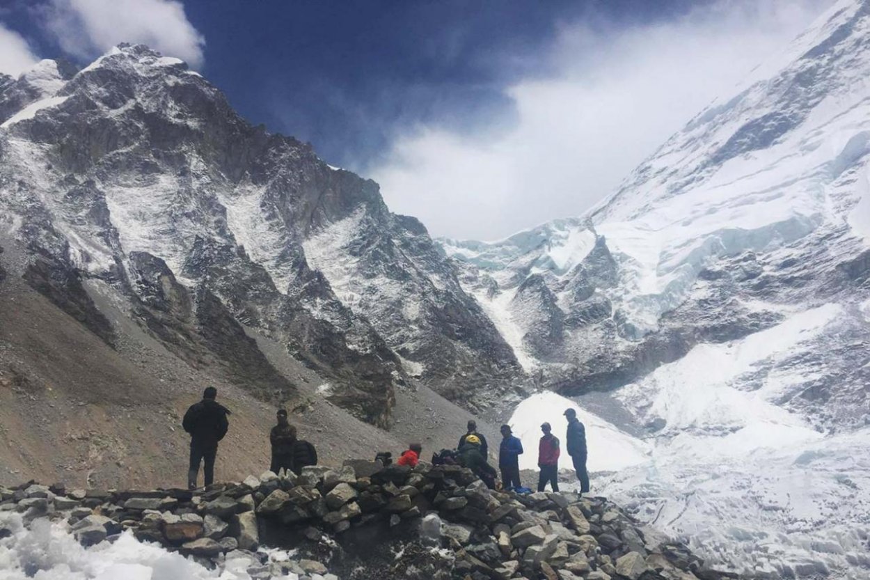Naši horolezci z Everestu unikli smrti o vlások