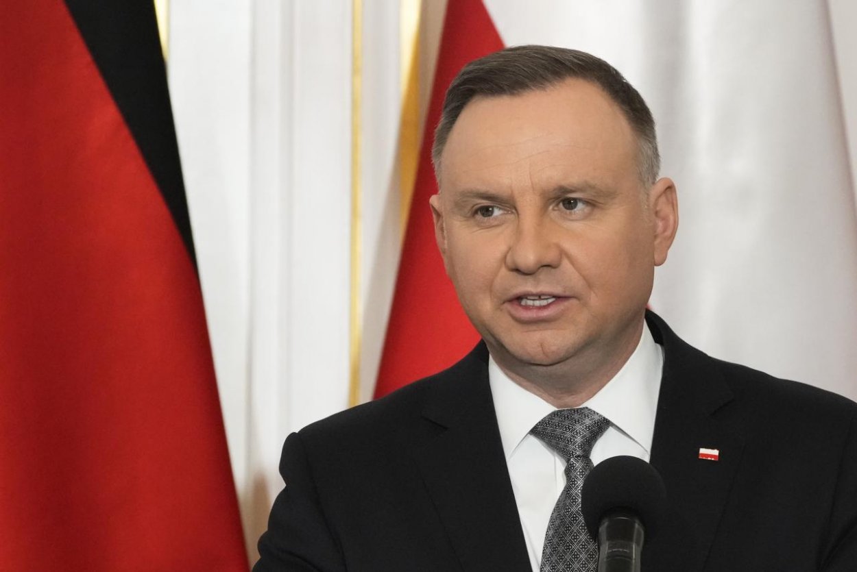 Prezidenti Poľska, Litvy, Lotyšska a Estónska odcestovali do Kyjeva