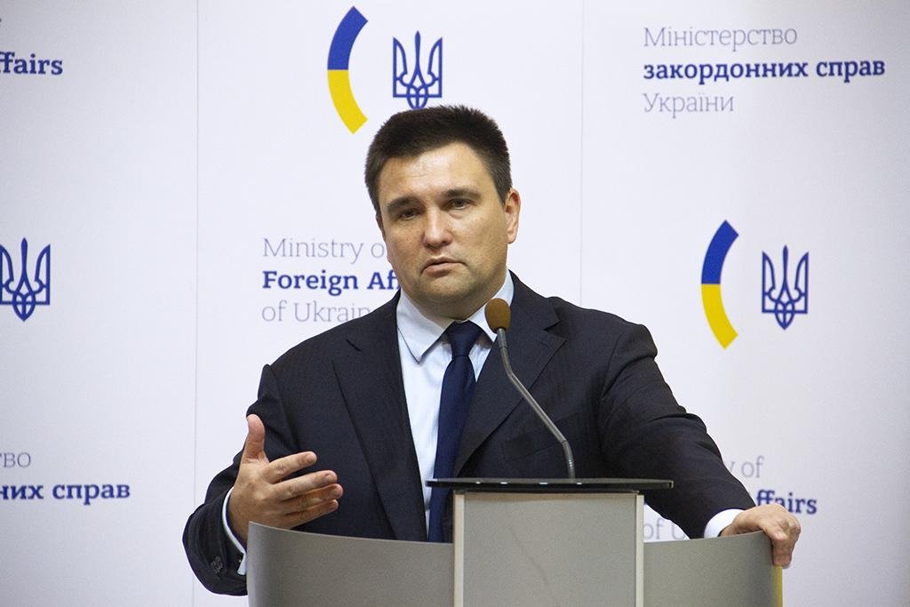 Šéf ukrajinskej diplomacie píše o kresťanstve a demokracii: Ukrajinci vedia chrániť hodnoty Európy