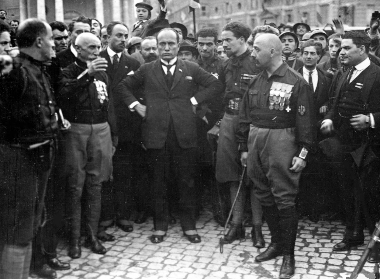 Pred 100 rokmi sa dostal v Taliansku k moci fašistický vodca Benito Mussolini