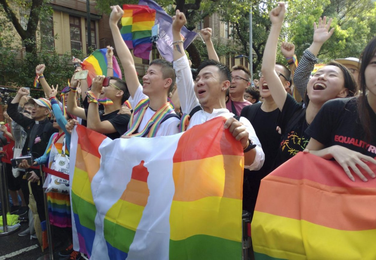 Taiwanský parlament uzákonil manželstvá osôb rovnakého pohlavia