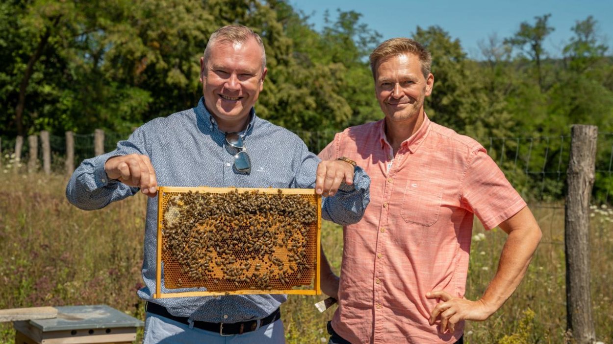 Martin Nikodým a Nadácia REDOX spoločne rozvíjajú včelárstvo