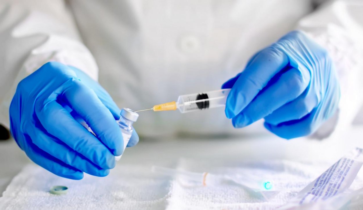 KORONAVÍRUS: Spoločnosť Moderna môže predložiť vakcínu mRNA-1273 proti COVID-19 na schválenie Európskej agentúre pre lieky