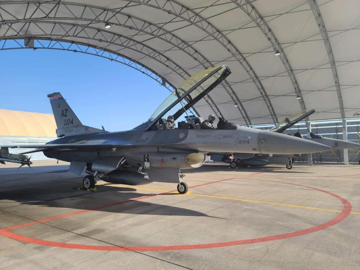 Kontrolóri kritizujú nákup stíhačiek F-16. Obchod z čias SNS vyjde na 6,2 miliardy