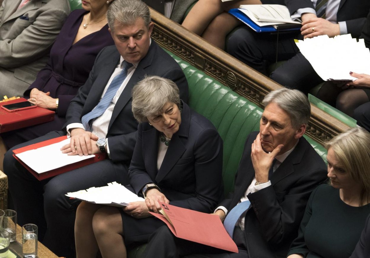 Chaos v parlamente: Britskí poslanci odmietli brexit bez dohody 