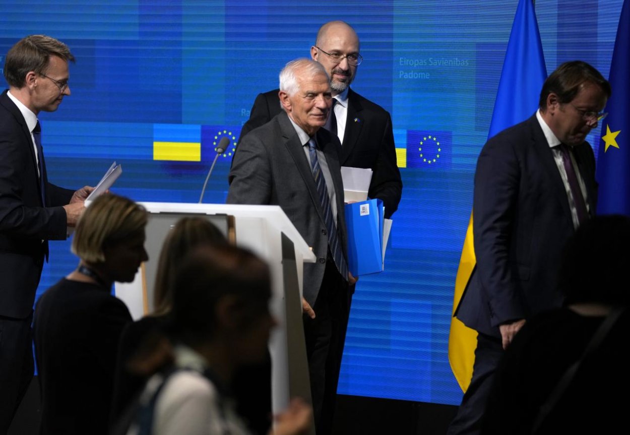 EÚ podpísala s Ukrajinou novú dohodu o pomoci vo výške 500 miliónov eur