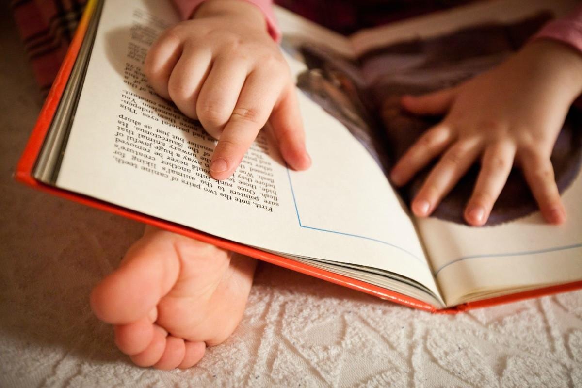 Deti čítajú menej. Nie je to zlá správa