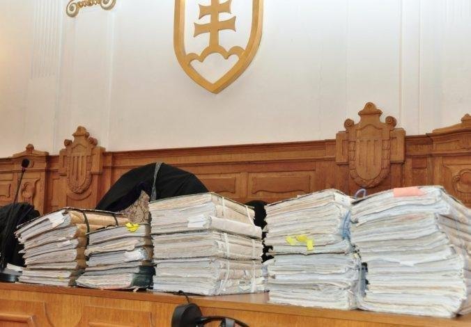 Súdny proces s Kažimírom pokračuje čítaním listín