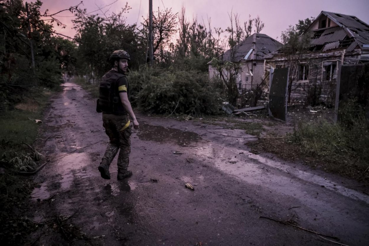 Ukrajina ONLINE: Ukrajinské sily sa stiahli z časti kľúčového mesta Časiv Jar na frontovej línii